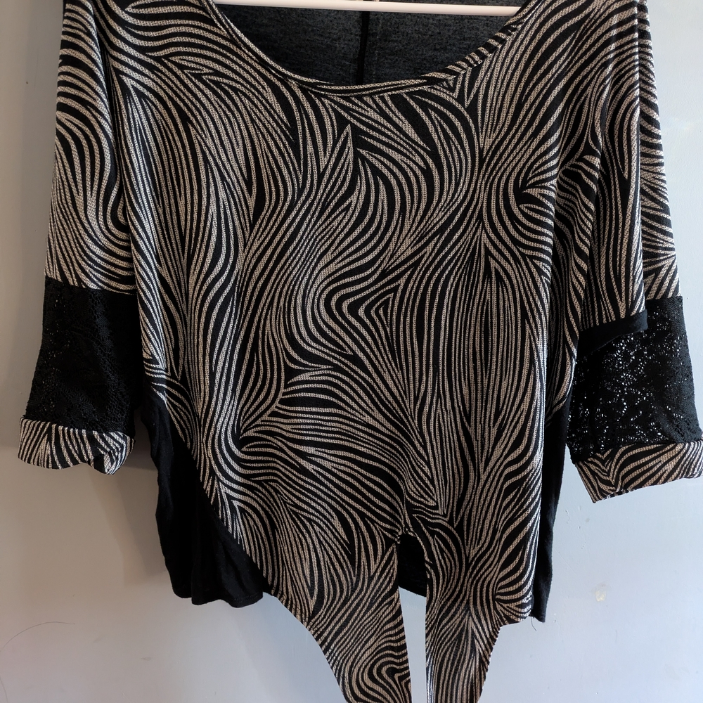 Stylish Black and Gray Women's Top